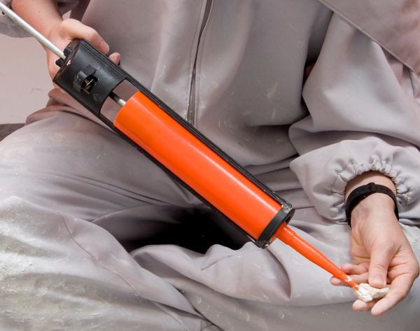 [ZL-AD-PU600] PU Construction Adhesive 600ml