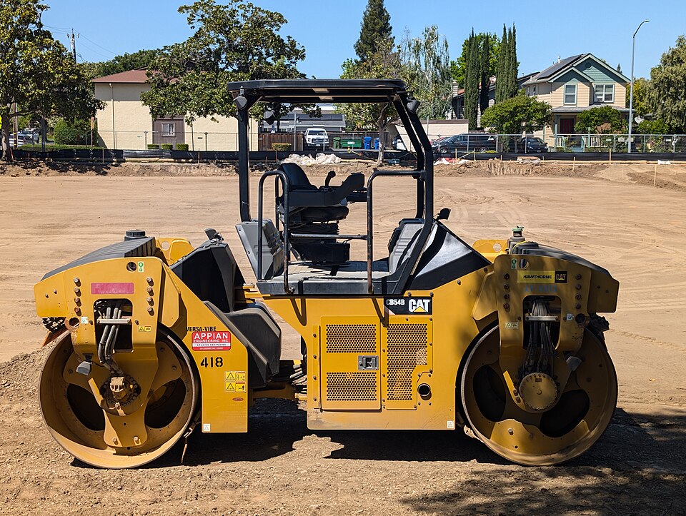 [ZL-MAC-ROL] Vibratory Smooth-Drum Roller