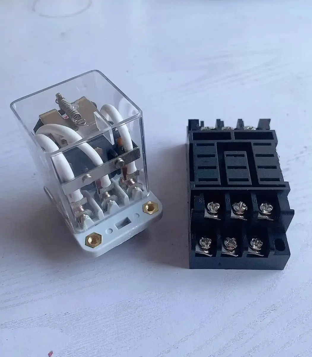 [ZX-A30342B7] JQX-38F 3Z Intermediate Power Relay, 40 A, 24 V DC Coil, with 11-Pin Base